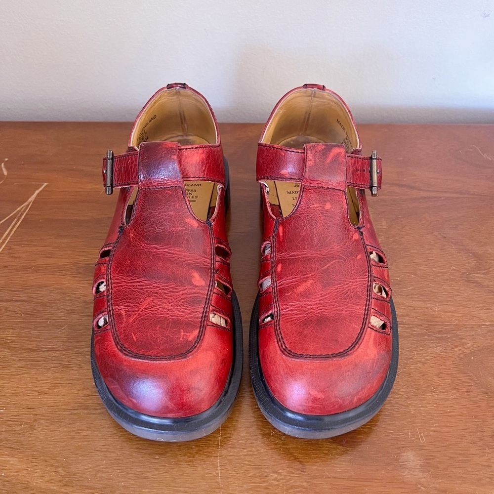 Dr Martens • vintage 8251 t-strap mary janes cutout sandals red leather England - Picture 3 of 10